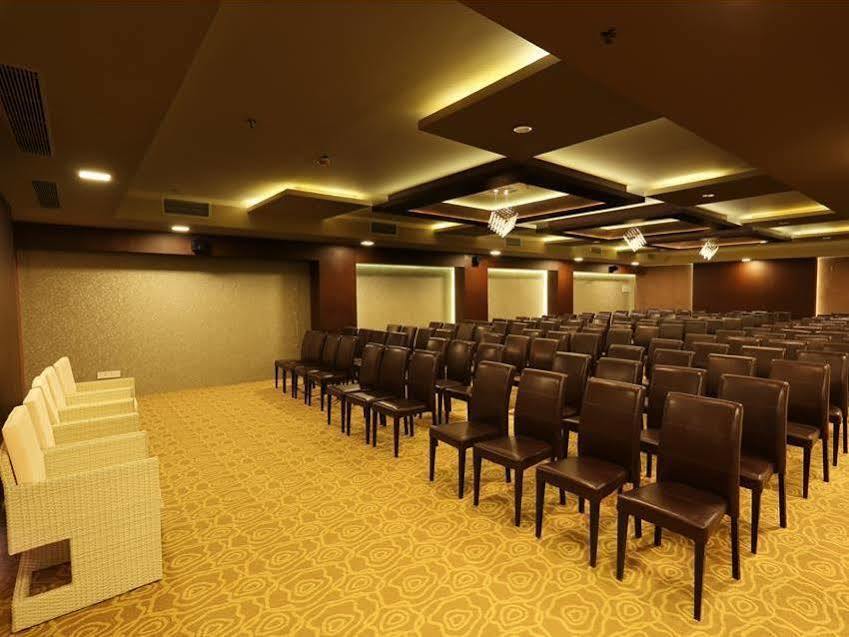 ดิ ออบิส - อะ บูทิก โฮเต็ล Hotel โคอิมบาทอร์ ภายนอก รูปภาพ